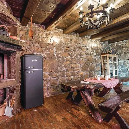 Case de vacanță Cozy In With Sauna
