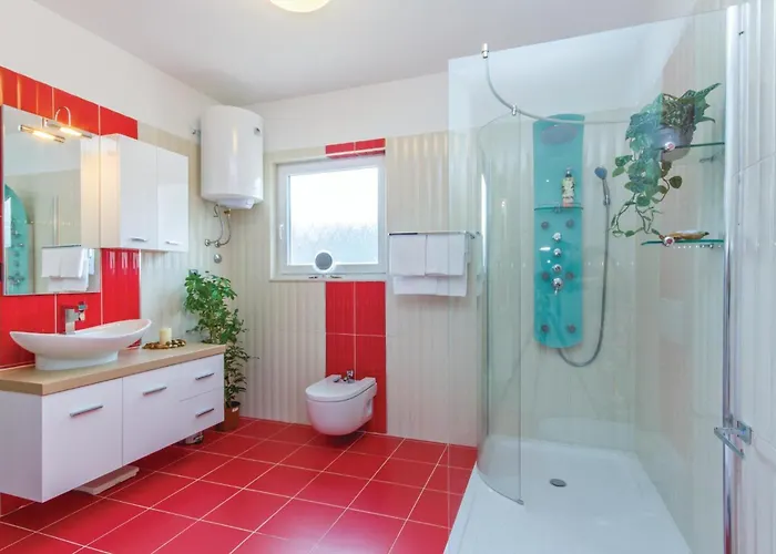 Gorgeous Home In Icici With Sauna