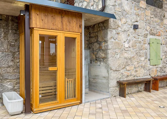 Gorgeous Home In Icici With Sauna * Icici
