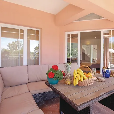 펜션 Gorgeous In With Sauna Ičići