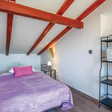 Holiday home Amazing Home In Icici With Heated Swimming Pool